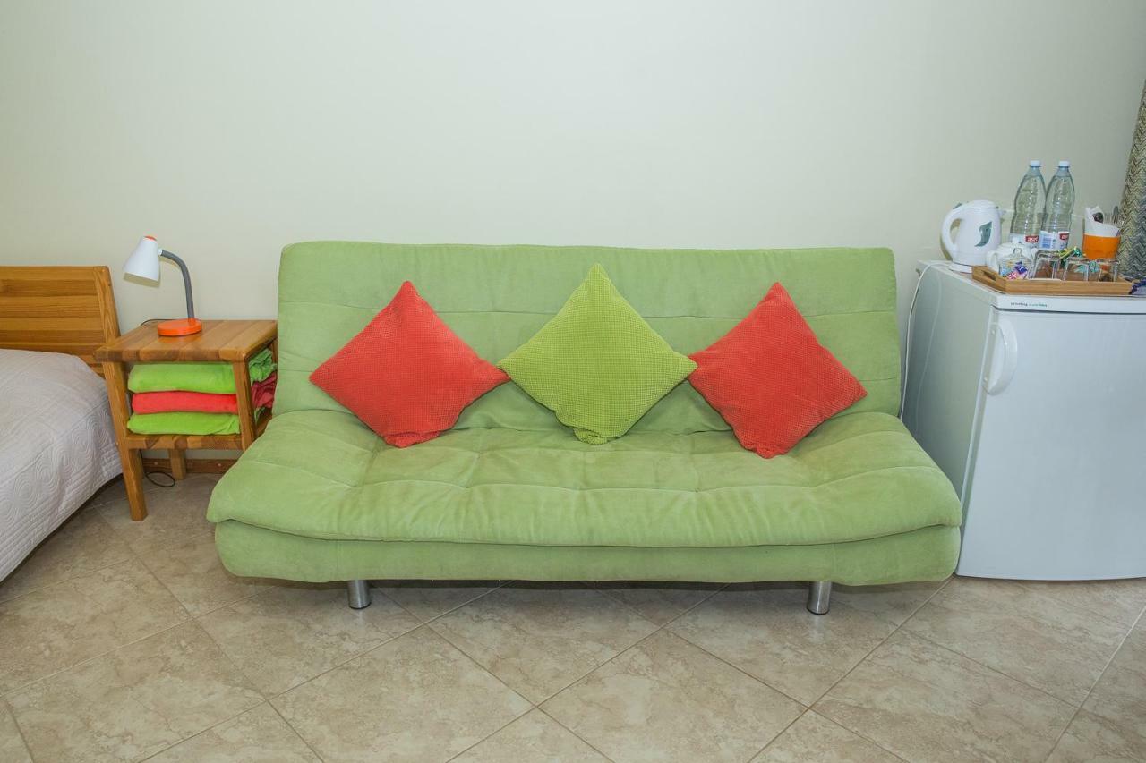 Dzeni Guest House Amatciems ภายนอก รูปภาพ